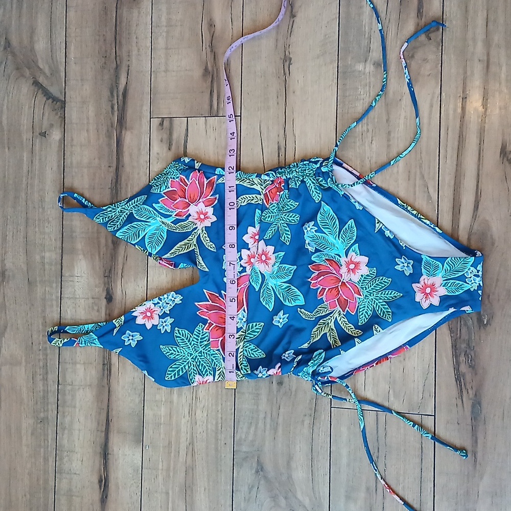 Women's Atlantic Tropical Floral Blue One-piece Swimsuit. Size M - Picture 8 of 17